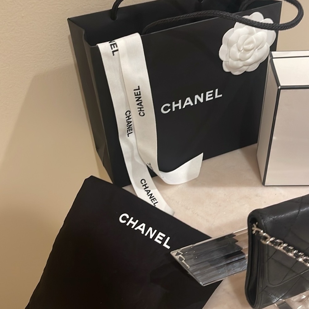 Chanel quilted mattelasse lambskin black trifold long wallet - Picture 12 of 14